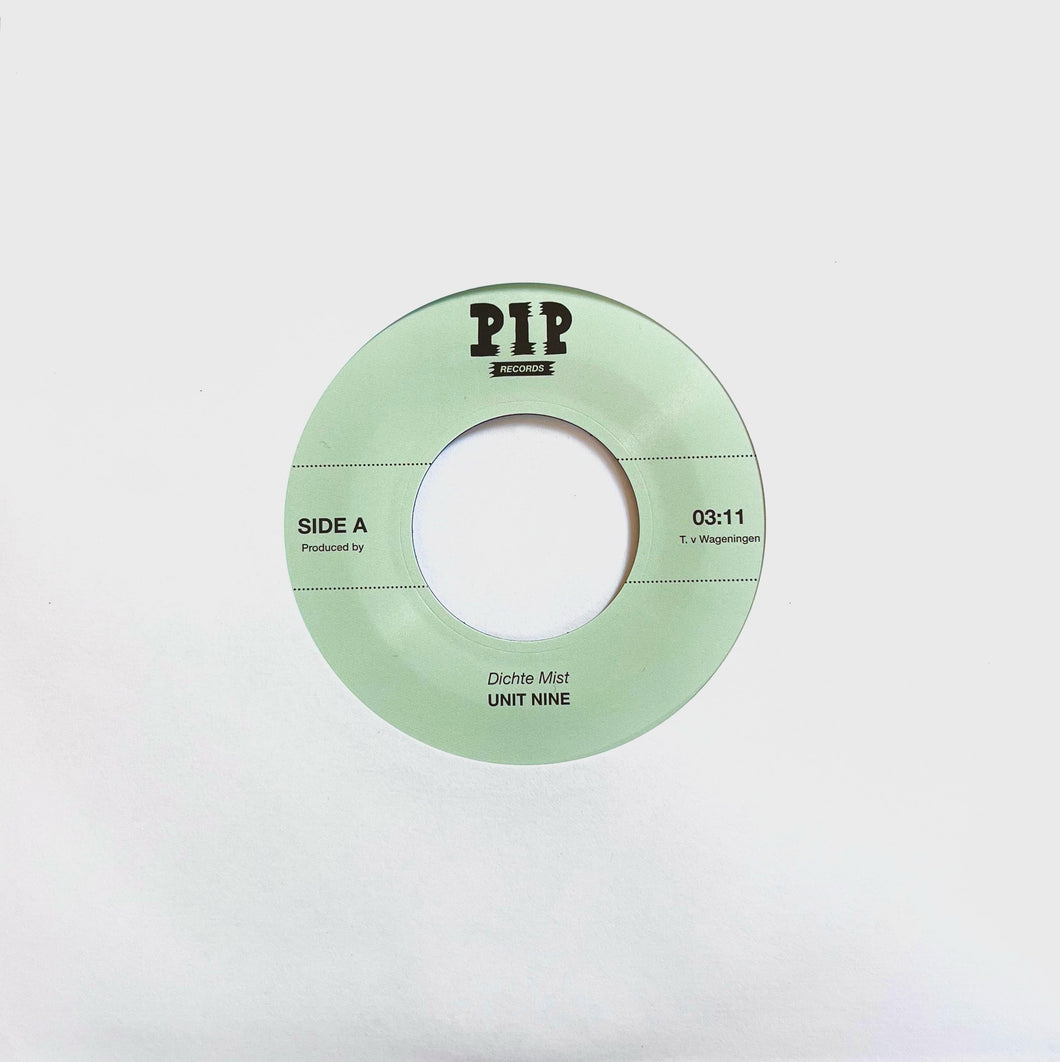 UNITE NINE - Dichte Mist, Vast op Vaillant