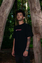 Afbeelding in Gallery-weergave laden, PIP RADIO | T-SHIRT BLACK
